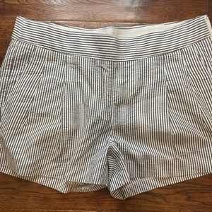 J-Crew Grey and White Stripped Short with side zip up